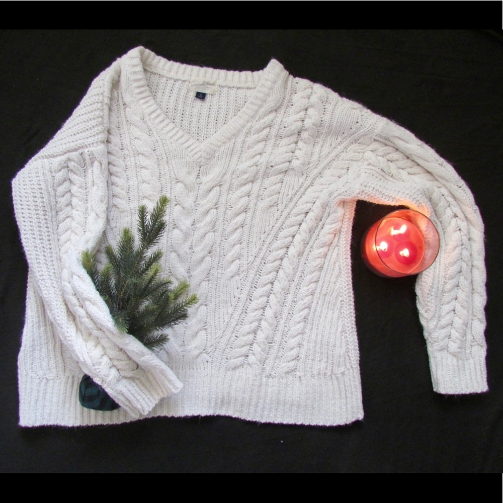 White chunky knit thick sweater